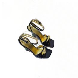 2023 designer thong sandal slipper with Double letters sandals women slipper men slides waterfront womens 35-41 box and dust bag