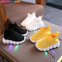 Flat shoes Size 21 30 LED Children Glowing Shoe Baby Luminous Sneakers Boy Lighting Running Kids Breathable Mesh Sneaker 231019