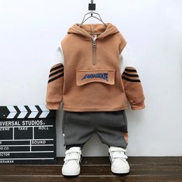 Clothing Sets LZH Children Clothing spring Casual Baby Boys Sportswear HoodiesPants Outfit Suit Kids Tracksuit Boys Clothes Sets 1 2 4 Years 231020