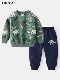 Clothing Sets LJMOFA Fashion Baby Boys Fall Clothes Sets 2pcs Warm Cartoon Dinosaurs Sweater Hoodies Pullover Pant Sportswear Kids Suit D169 231020