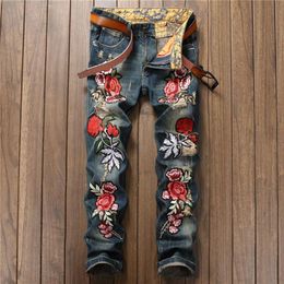 Men Retro Washed Rose Embroidery Straight Leg Jeans Designer Famous Brand Slim Fit Blenched Biker Blue Denim Pants 0791346r