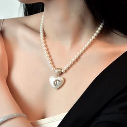 Cute Heart Letter Clavicle Chain Necklace Women Heart Pearl Short Beaded Pendant Necklace Gift for Love Girlfriend