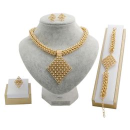 Earrings & Necklace Dubai Fashion Women 18 Gold Jewelry Sets Creative With Pendant Design High-end Luxury Charm Bride Accessories274w