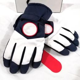 Autumn Solid Colour Gloves European American Designers for Men Women Touch Screen Glove Winter Fashion Mobile Smartphone Five Finger Gloves 0088