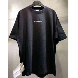 Streetwear Hip Hop Oversize Vetements Short Sleeve Tee Big Tag Patch VTM T-shirts Embroidery Black White Red Vetements T Shirt H12304J