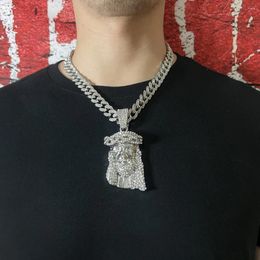 Chains ULJ Jesus Christ Pendant Father Portrait Hip Hop Micro-set Zircon Large Glossy Necklace Retro Religious Jewellery