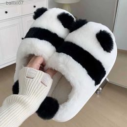 Slippers 2023 Black White Cute Panda Slippers Women Furry Slippers Thick Sole Shoes Winter Memory Foam Home Slides R231020