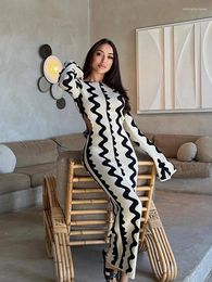 Casual Dresses Elegant Striped Women's Dress Hollow Out Flare Sleeve 2023 Spring Chic Female Fashion Slim Crewneck Ladies Vestidos