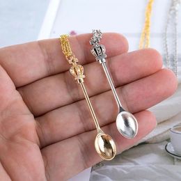 Chokers Crown Spoon Necklace Tiny Tea Spoons Shape Pendant Necklaces 3 Colours Creative Mini Long Link Jewellery For Women Charm Gift 231020