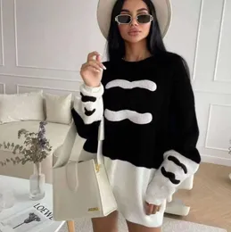 Kadın tasarımcı kazakları retro klasik lüks sweatshirt mektubu nakış yuvarlak boyun rahat yüksek kaliteli jumper moda hırka