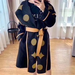 Women's Wool & Blends designer Winter outwear coats Trendy Fashion Classic Letter Pattern Women Coats Bathrobe Style Loose To2129