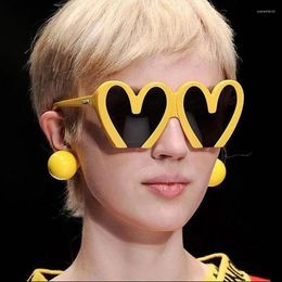 Sunglasses Love Heart Party Brand Designer Big Frame Personality Funny Glasses Black Pink Red Shape Versatile Eyewear