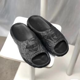 Designer-Slipper-Schuh, Barocco-Frau, Luxus-Dimension-Slider, runde Zehenpartie, Gummi, 3D-Kopf, Sommersandale für Herren, Marken-Flip-Flop-Slide-Kleid aus echtem Leder