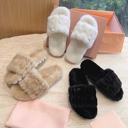 Luxury designer shoes plush slippers women slippers plush slippers black pink white Fluffy mop comfortable soft size Cotton sandals White black apricot