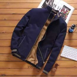 2023 Coat Side Seam Insert Bag Spot Cashmere Zipper Spring and Autumn Cotton Short Young Men's Casual Jacket stones island jacket 4 ZPSU