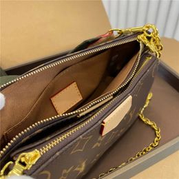 Fashion Woman Chains Shoulder Bags Classic Retails Leather Felicie Pochette Clutch Crossbody Handbags Ladies Portable Flap Designer Tote Bag Wallet M44813/44840