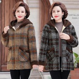 Women's Trench Coats Middle-aged Woman Overcoat Winter Parkas Tweed Woollen Coat Fleece Thicken Cotton-padded Jacket Female Oversize Warm