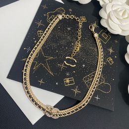 Brand Designer Pendants Necklaces Never Fading Gold Plated Copper Brass Leather Crystal Letter Choker Pendant Necklace Chain Jewelry Accessories
