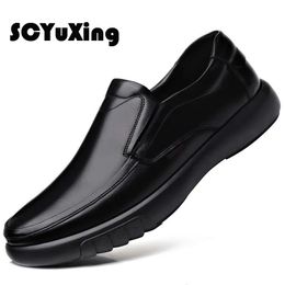 Dress Shoes Men's Genuine LeatherMicrofiber Leathe shoes 38-47 Soft Anti-slip Rubber Loafers Man Casual Leather Shoes 231020