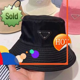 81Mens Womens Bucket Hat Fitted Hats Sun Prevent Bonnet Beanie Baseball Cap Snapbacks Outdoor Fishing Dress Beanies79983cc