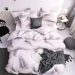 Bedding sets Nordic Set For Home Soft Duvet Cover Double Bed Luxury Quilt And Pillowcase 3Pcs Queen King Size Textile 231020