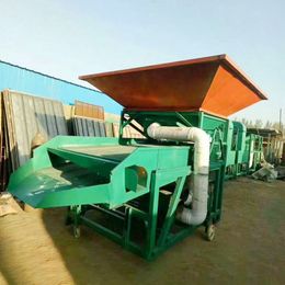 Manufacturer's direct supply of corn, wheat, and soybean hopper screening equipment, grain cleaning screen