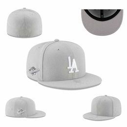 New Top Selling Men's Foot Ball Fitted Hats Fashion Hip Hop Sport On Field Football Full Closed Design Caps Cheap Men's Women's Cap Mix C-17