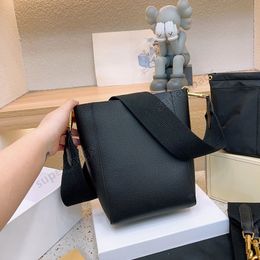 Designer Bucket Bag Women Handbag Purse One Shoulder Crossbody Genuine Leather Bags Lady Tote Size 26cm