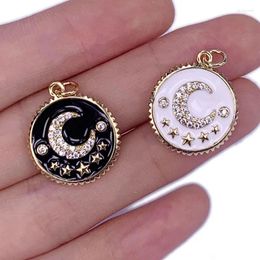 Pendant Necklaces Premium Black And White Coin Shape Necklace Moon Star Eyes Gilt Enamel Inlaid Jewellery Accessories