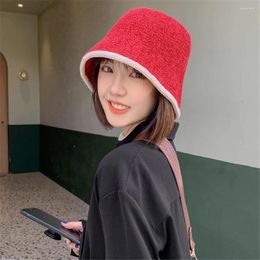 Berets 2023 Style Autumn Winter Bucket Hat Fashion Korean Ladies Fisherman Pure Colour Ear Protection Wool Fishing