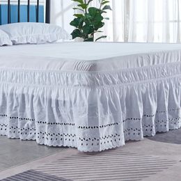 ベッドスカート絶対にゴージャスなウェルメイドの刺繍クラフトフリル白いベッドスカートのしわフェード抵抗布-15インチ高さ231021