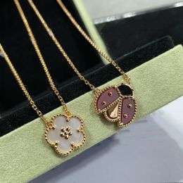 18K Gold Plated Necklaces Luxury Designer Necklace Four-leaf Clover Cleef Fashion Pendant Necklace Wedding Party Jewelry High Quality Jewelry