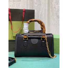 cucci bags Bamboo Tote Bag Designer Bags Women Clutch Handbags Fashion Chain Luxury Crossbody Patent Leather Diana Shopping 4colors Retro Style