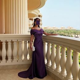 Sexy Long Purple V-Neck Evening Dresses Mermaid Sleeveless Pleated Prom Dresses Sweep Train Zipper Back Formal Party Gowns for Women