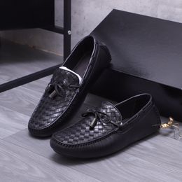 original quality cowskin Genuine leather braid shoes men luxury designer shoes soft comfort shoes high-end mens dress shoes casual flat Drive car runing shoe