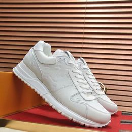 High quality luxury Spring and summer men sports shoes collision Colour outsole super good-looking are Size38-45 MJ000004