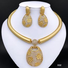Wedding Jewellery Sets Dubai Gold Colour Necklace Earrings Set Unique 18k Gold Plated Jewellery Nigeria Bride Wedding Party Accessories 231021