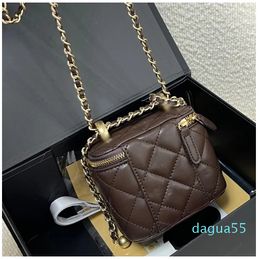 Luxury Designer Women Crossbody Makeup Box Mini Fashion Shoulder Serial Number Paris Letter Classic Diamond Checker Design