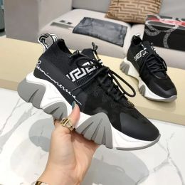 Designer Calfskin sneakers trainers Casual Shoes Reflective Leather Trainers Fashion Stylist Shoes Patchwork Leisure Shoe Platform Lace-up Print Sneaker