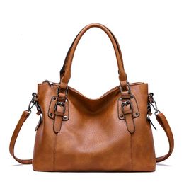 Evening Bags Luxury Handbag Designer Soft Leather For Women Hobos Europe Crossbody Bag Ladies Vintage Famous Brand sac 231023