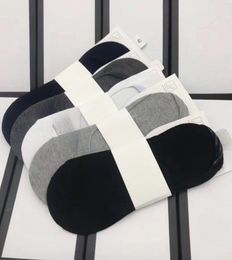 2023 latest men sock sports socks fashion 5-piece boxed set Designer underwea