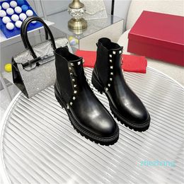 2023-Luxury design Boots 2023 fashionable Women business work slip knight boots Martin casual sock