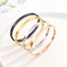 2023 Love Bangle 18k Gold Plated Stainless Steel Screwdriver Simple Bangles Bracelet for Men Gift