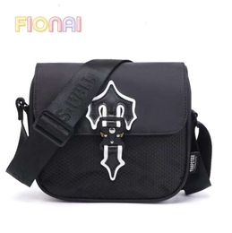 Trapstar men crossbody bag Luxury messager bags designer nylon Shoulder Bags Casual outdoor Trendy shoulder bag black purse cross body bag Simple workwear canvas GH