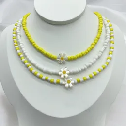 Pendant Necklaces Yellow Color Pearl Flower Necklace Small Fresh Design Fashion Jewel Seed Beads Beaded