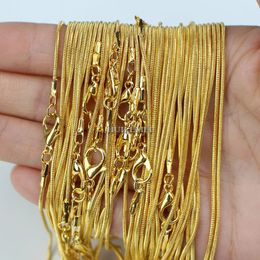 Chokers 10pcslot 1.2mm Gold Color Snake Chain Necklaces for Women 16" 18" 20" 24" Fashion Jewelry Necklace Chains 231021