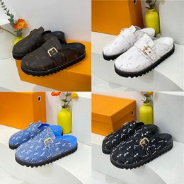 Designer gemütlicher Komfort flacher Boden Damen Sandalen Mode Leder Denim Schnalle Stiefel Moccasins Gerüst Outdoor Beach Pantoffeln