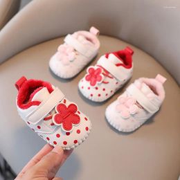 First Walkers Autumn Winter Baby Girl Shoes Born Infant PU Leather Cotton Princess Soft Anti Slip Walker Plush Thicken Sneakers