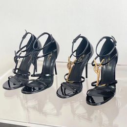 High Heel Luxury Frauen Designer Sandal Opyum Cassandra Patent glatte Sommermänner außerhalb von Leder Gemüse geschnitten