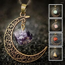 Pendant Necklaces Vintage Goth Crescent Moon Necklace Dark Style Fashion Light Of Stars And Charm Delicate Clavicle Chain For Women